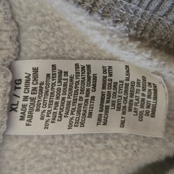 Mid 2k Aeropostale zip front hoodie - Picture 6 of 7